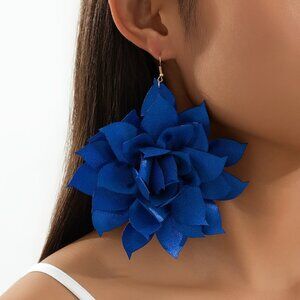 Vibrant Blue Flower Earrings with Bold Design